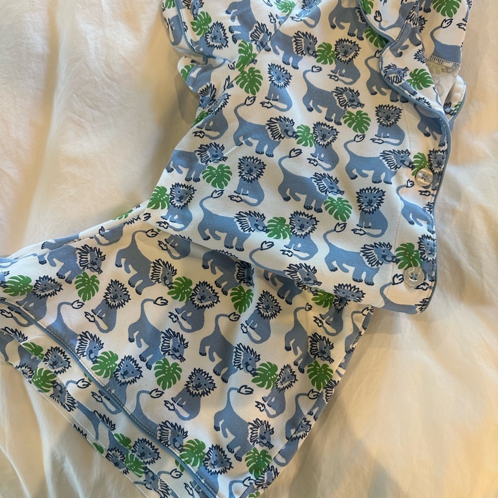 Roller Rabbit Leo the Lion PJ's size: SMALL